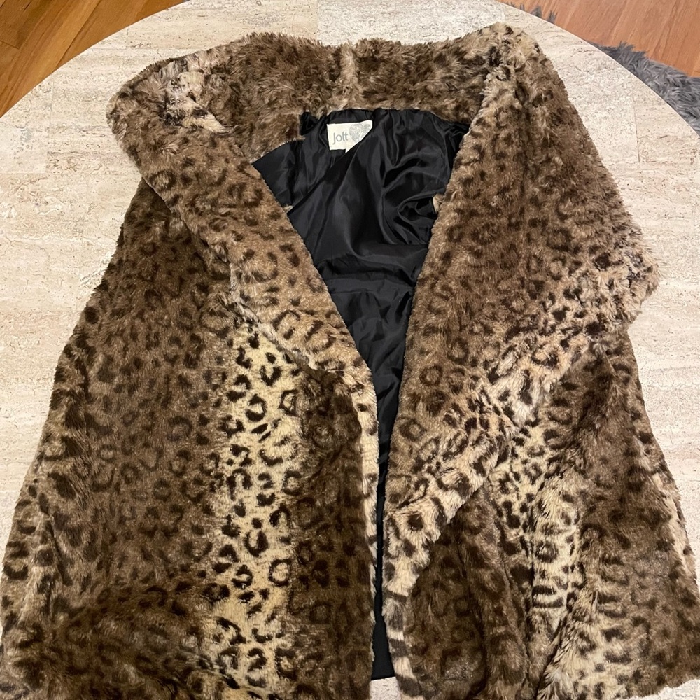 Jolt Women's Brown Leopard Teddy Vest